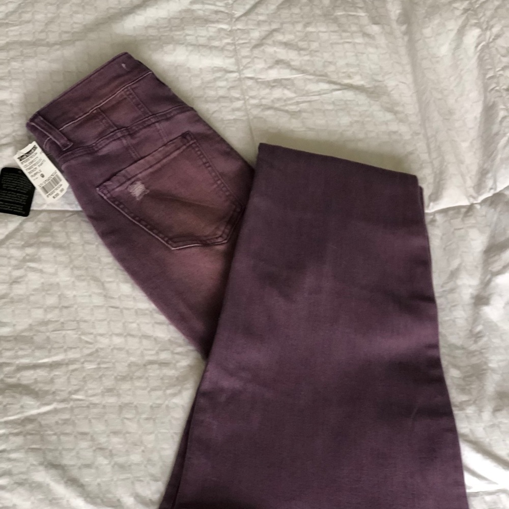 Bell bottom jeans.